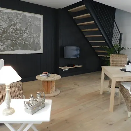 Le Clos De Vesone ゲストハウス