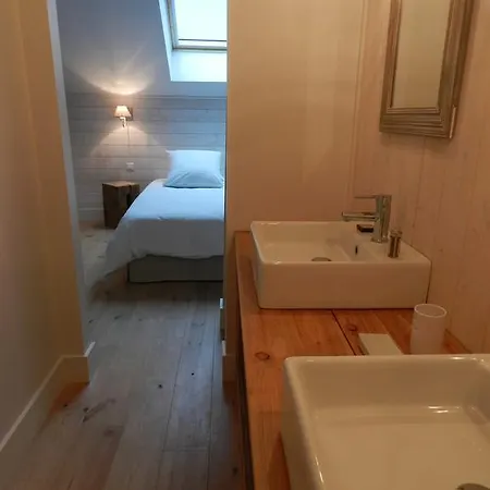 Le Clos De Vesone ゲストハウス ペリグー